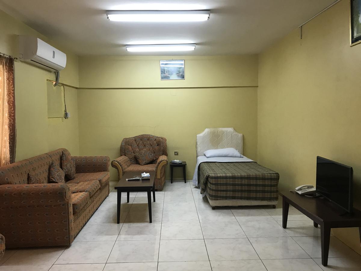 Al Musafer Hotel Riyadh Bagian luar foto