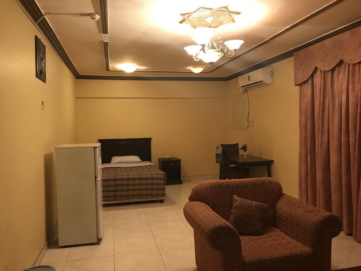Al Musafer Hotel Riyadh Bagian luar foto