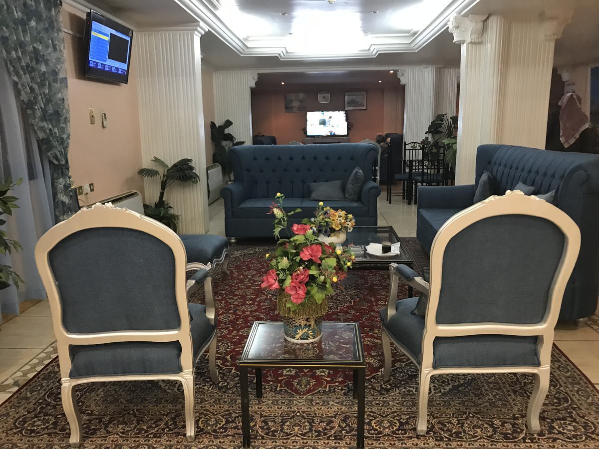 Al Musafer Hotel Riyadh Bagian luar foto